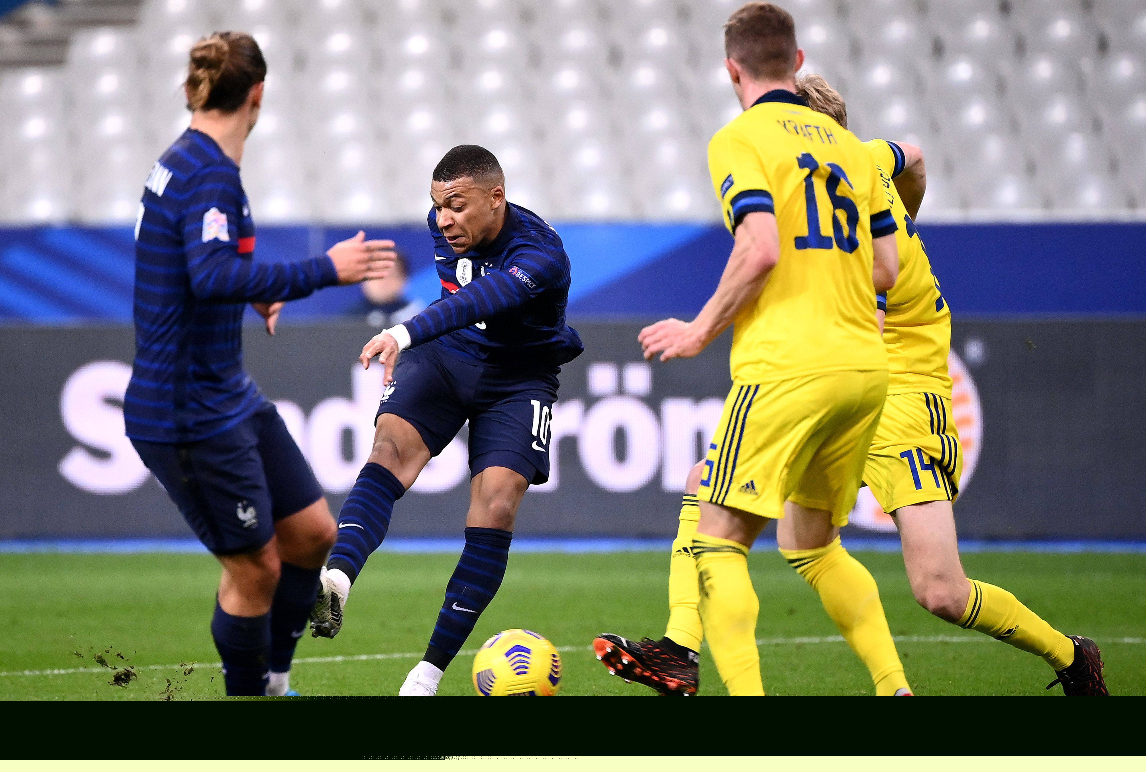 并强调雄鹿 并强调雄鹿