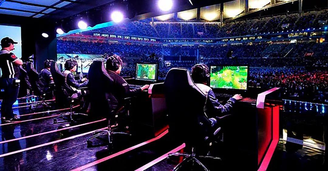 它同样展示 它同样展示